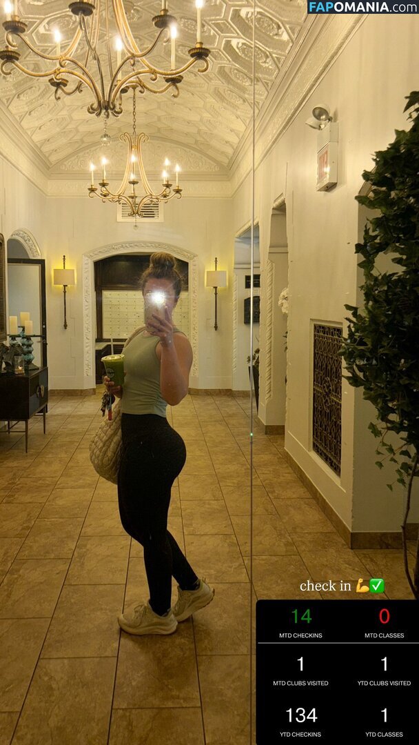 Jacindatravels_ / peachycaro Nago OnlyFans  Przeciekłe zdjęcie #7