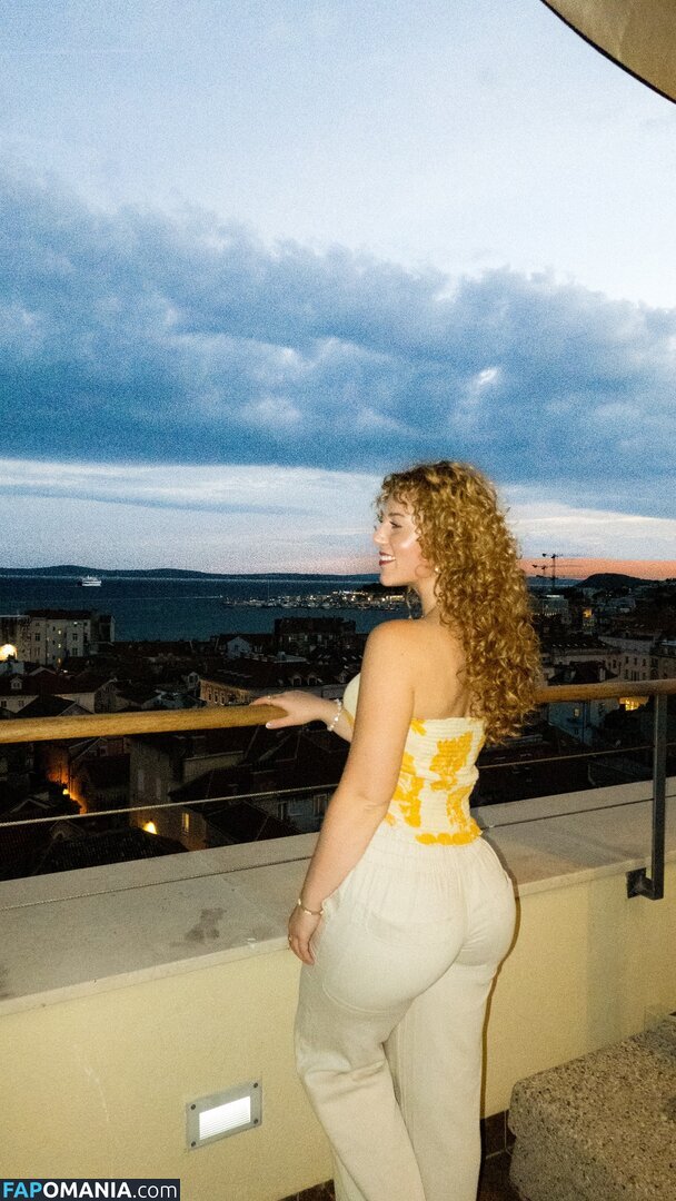 Jacindatravels_ / peachycaro Nago OnlyFans  Przeciekłe zdjęcie #11