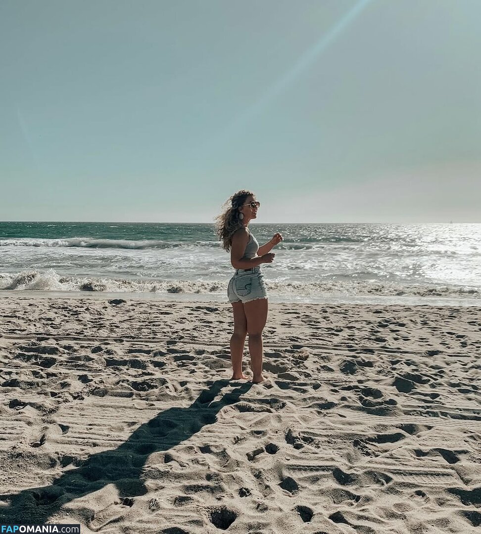 Jacindatravels_ / peachycaro Nago OnlyFans  Przeciekłe zdjęcie #22