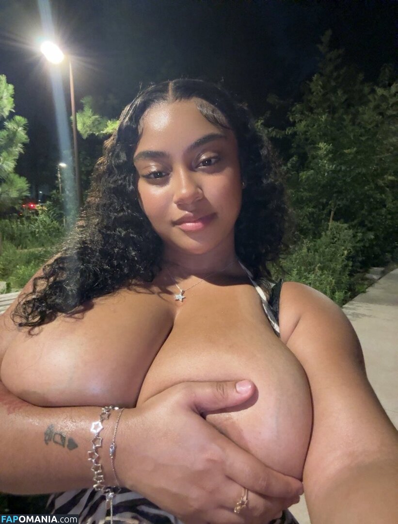 Jasmynaaliyah / jasmynxaaliyah / jjuicyjass Nago OnlyFans  Przeciekłe zdjęcie #1