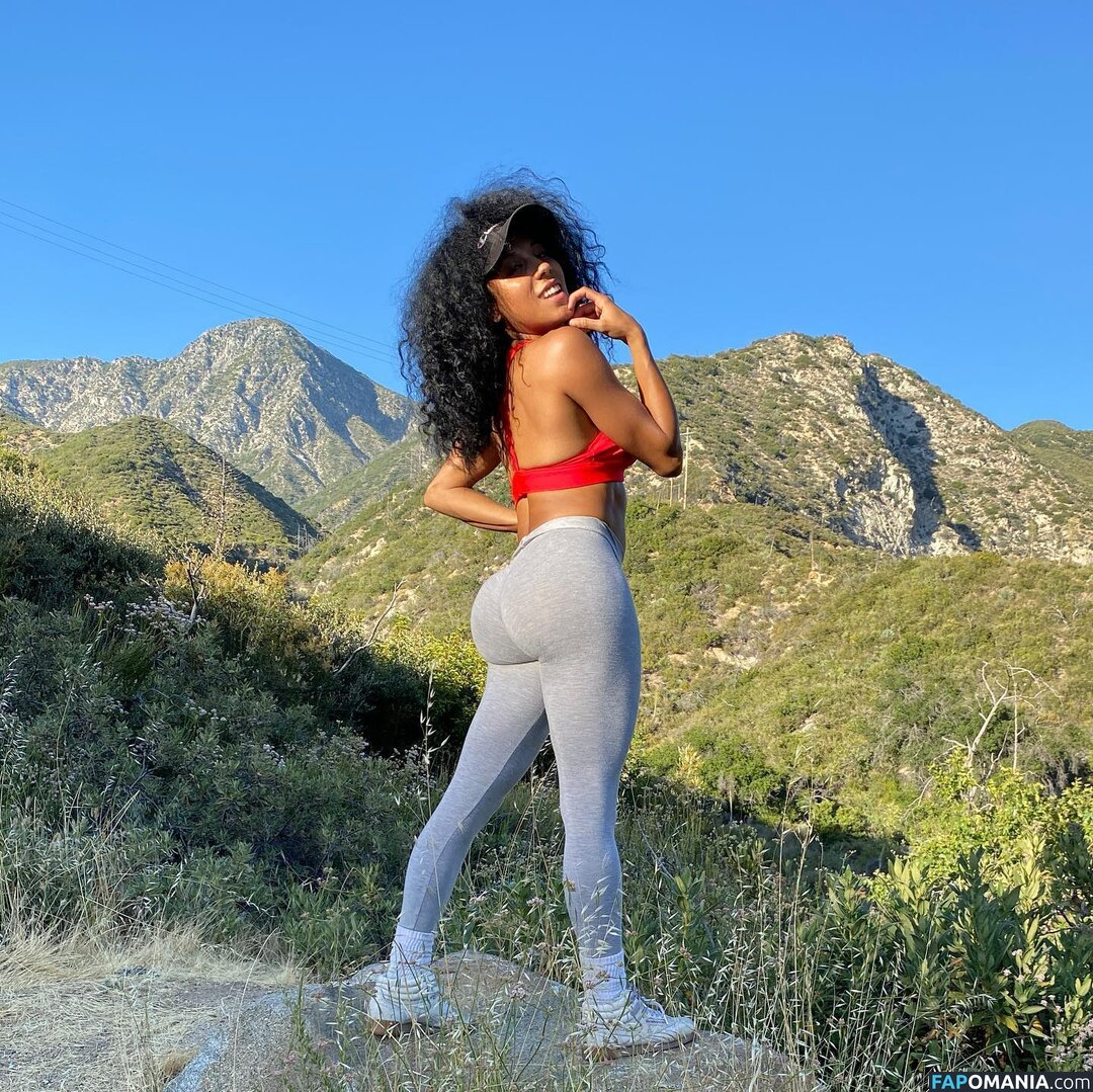 Jenn Morel / jennmorel / jennmorelflow Nago OnlyFans  Przeciekłe zdjęcie #1