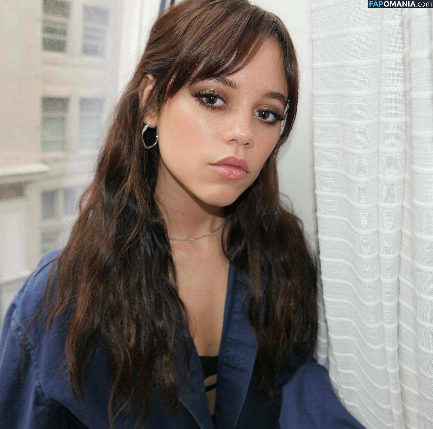 Jenna Ortega / Page / jennaortega Nago OnlyFans  Przeciekłe zdjęcie #86