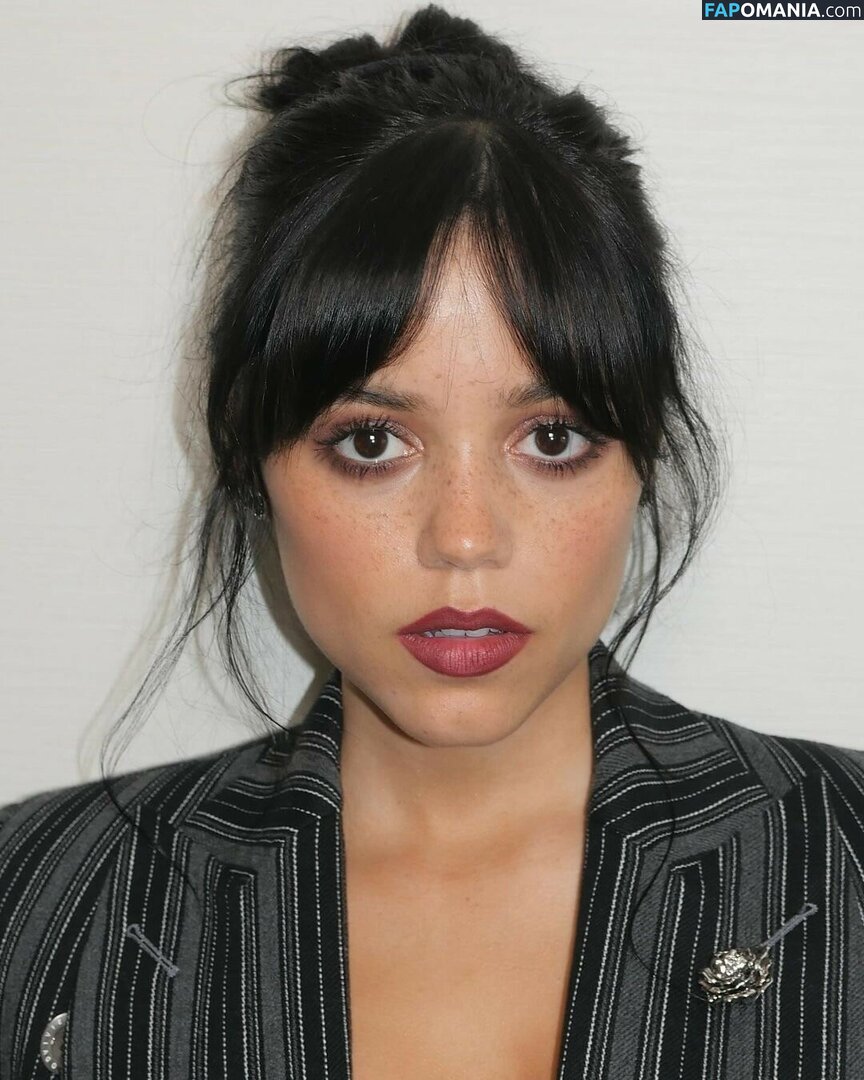 Jenna Ortega / Page / jennaortega Nago OnlyFans  Przeciekłe zdjęcie #1406