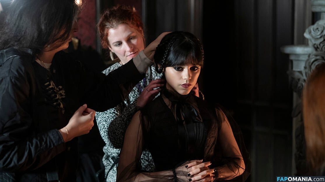 Jenna Ortega / Page / jennaortega Nago OnlyFans  Przeciekłe zdjęcie #1625