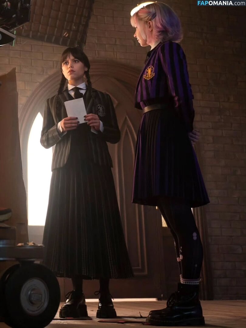 Jenna Ortega / Page / jennaortega Nago OnlyFans  Przeciekłe zdjęcie #1627