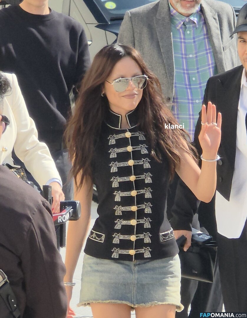 Jenna Ortega / Page / jennaortega Nago OnlyFans  Przeciekłe zdjęcie #1632