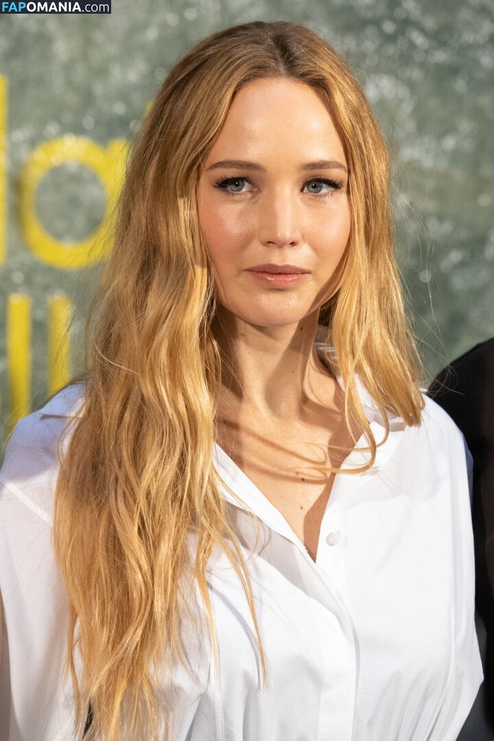 Jennifer Lawrence Nago Przeciekłe zdjęcie #127