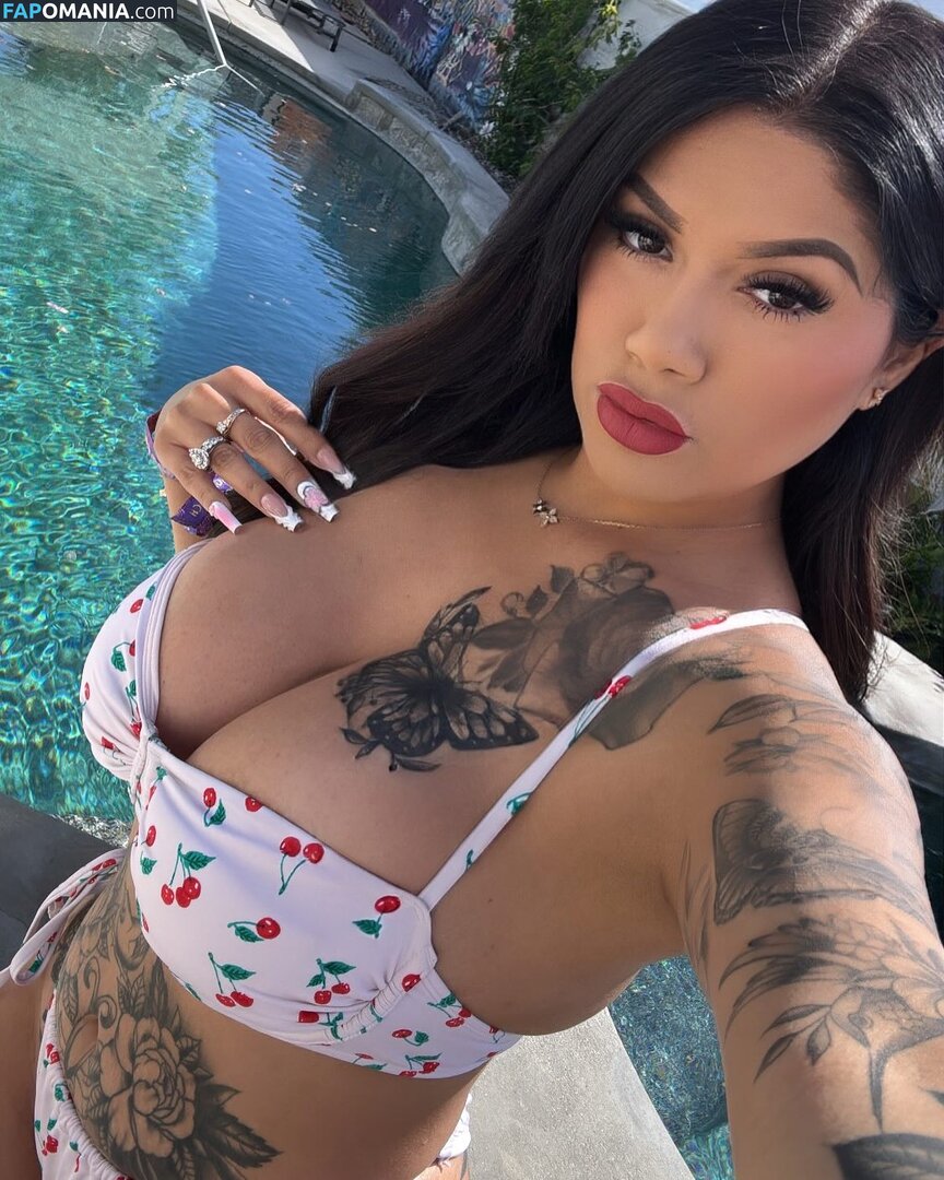 Jessica Elliott / Jessica Estrada / https: / jesslilyelliott / pinky_von_tease / pinkyvont Nago OnlyFans  Przeciekłe zdjęcie #2