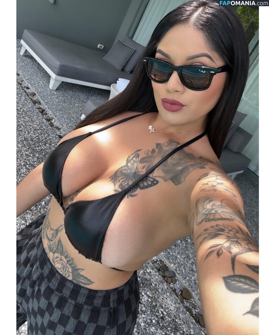 Jessica Elliott / Jessica Estrada / https: / jesslilyelliott / pinky_von_tease / pinkyvont Nago OnlyFans  Przeciekłe zdjęcie #3