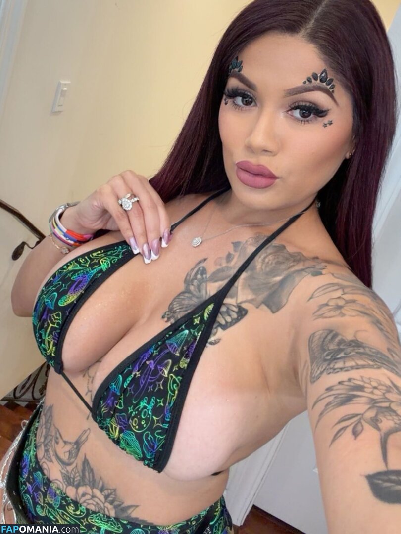 Jessica Elliott / Jessica Estrada / https: / jesslilyelliott / pinky_von_tease / pinkyvont Nago OnlyFans  Przeciekłe zdjęcie #10