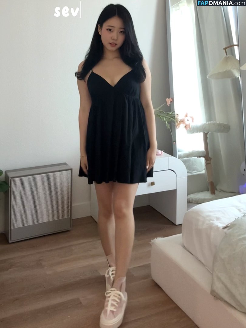 AGirlAndAGame / Jessica / h.yojeong / jessicahkim / jessicanigri Nago OnlyFans  Przeciekłe zdjęcie #116