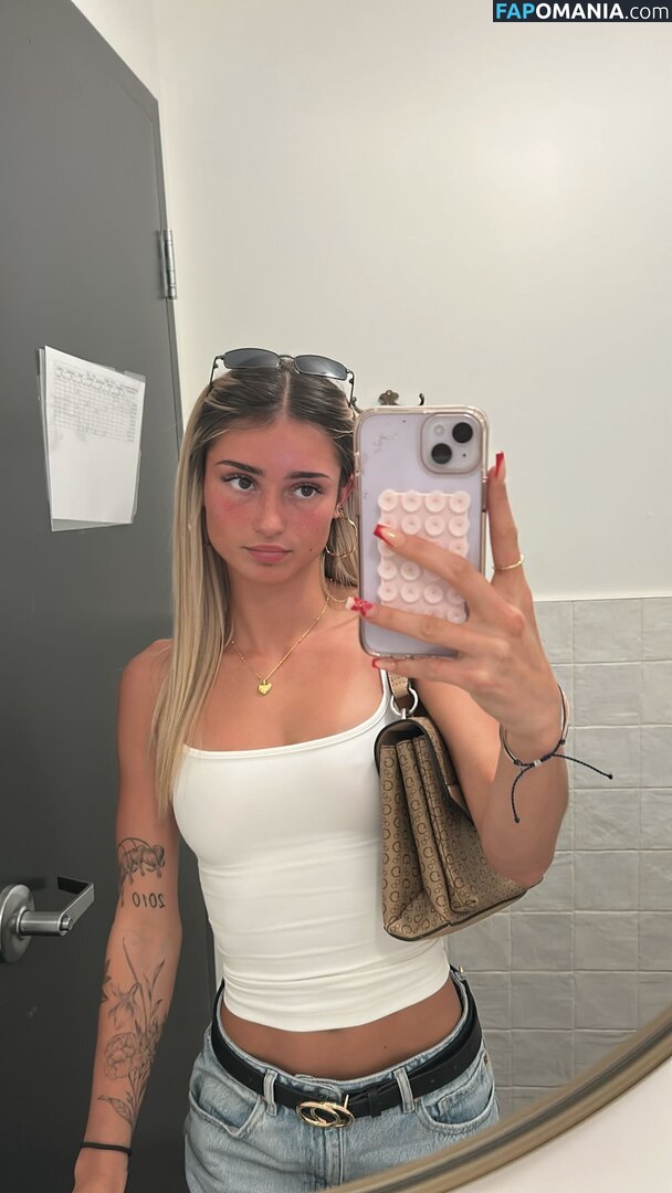 https: / jessicalovelyy / jessicalovelyy_ / jessiclovelyy Nago OnlyFans  Przeciekłe zdjęcie #3