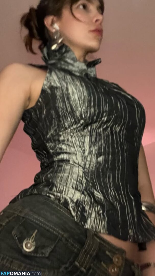 Jhulia Pimentel / jhulia / jhuliapimentel / jhuliapimenteldiary Nago OnlyFans  Przeciekłe zdjęcie #13