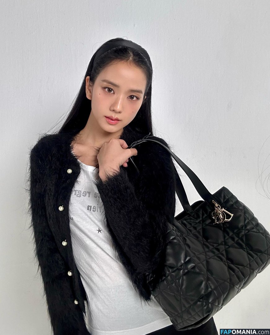 BLACKPINK / Jisoo / qenshizu / sooyaaa__ Nago OnlyFans  Przeciekłe zdjęcie #14