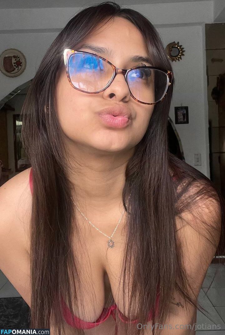 jotians Nago OnlyFans  Przeciekłe zdjęcie #1