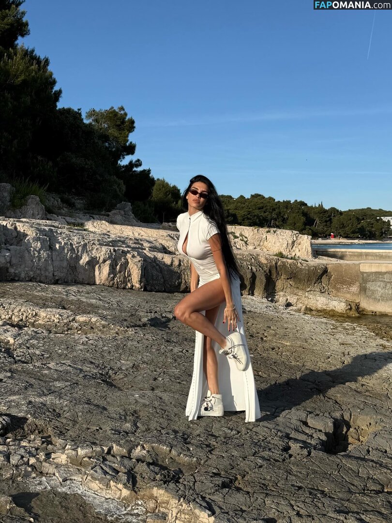 Jovana Djordjevic / callmelolita Nago OnlyFans  Przeciekłe zdjęcie #11