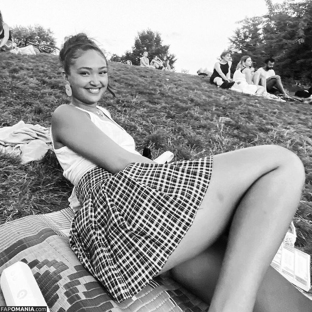 Joy Crookes / https: / joycrookes Nago OnlyFans  Przeciekłe zdjęcie #36