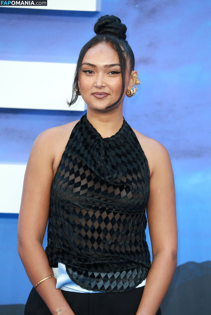 Joy Crookes / https: / joycrookes Nago OnlyFans  Przeciekłe zdjęcie #43