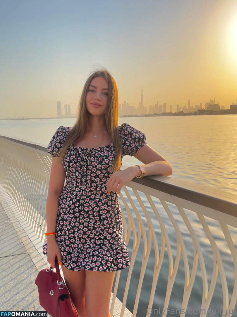 juli_jul / juli_jul_ Nago OnlyFans  Przeciekłe zdjęcie #2