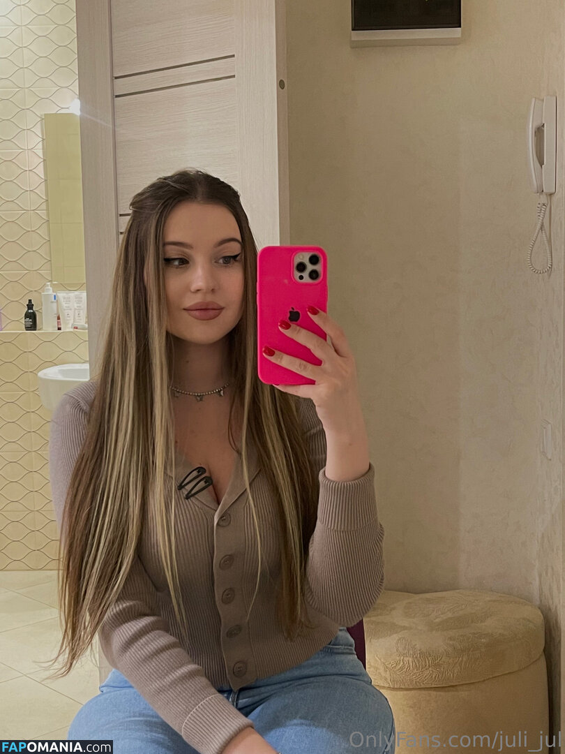 juli_jul / juli_jul_ Nago OnlyFans  Przeciekłe zdjęcie #4