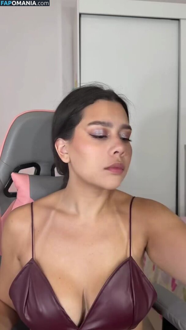 Julia_alvarengaa Nago OnlyFans  Przeciekłe zdjęcie #3