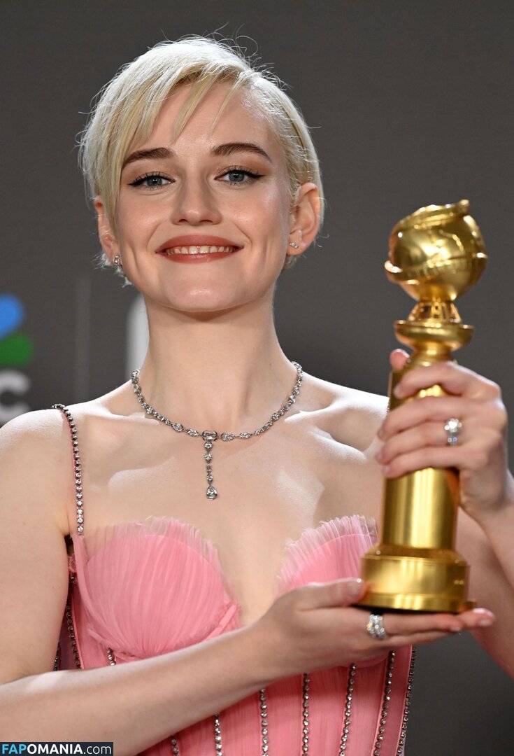 Julia Garner / juliagarnerofficial / ztyg_29 Nago OnlyFans  Przeciekłe zdjęcie #3