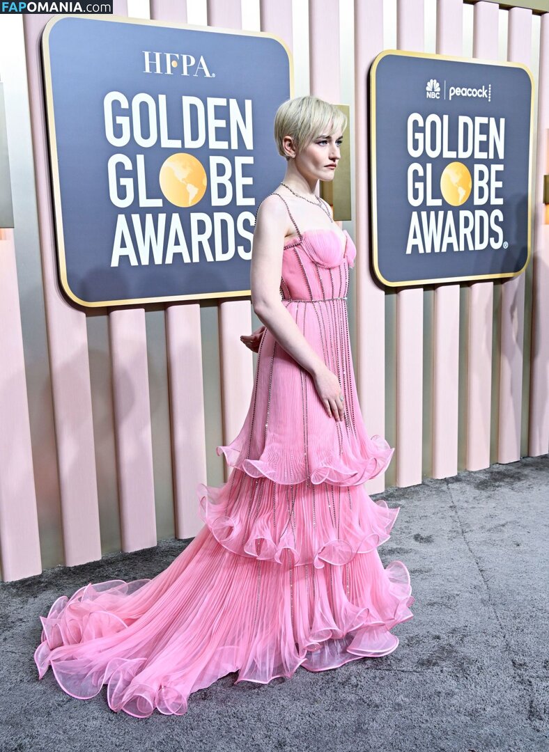 Julia Garner / juliagarnerofficial / ztyg_29 Nago OnlyFans  Przeciekłe zdjęcie #6