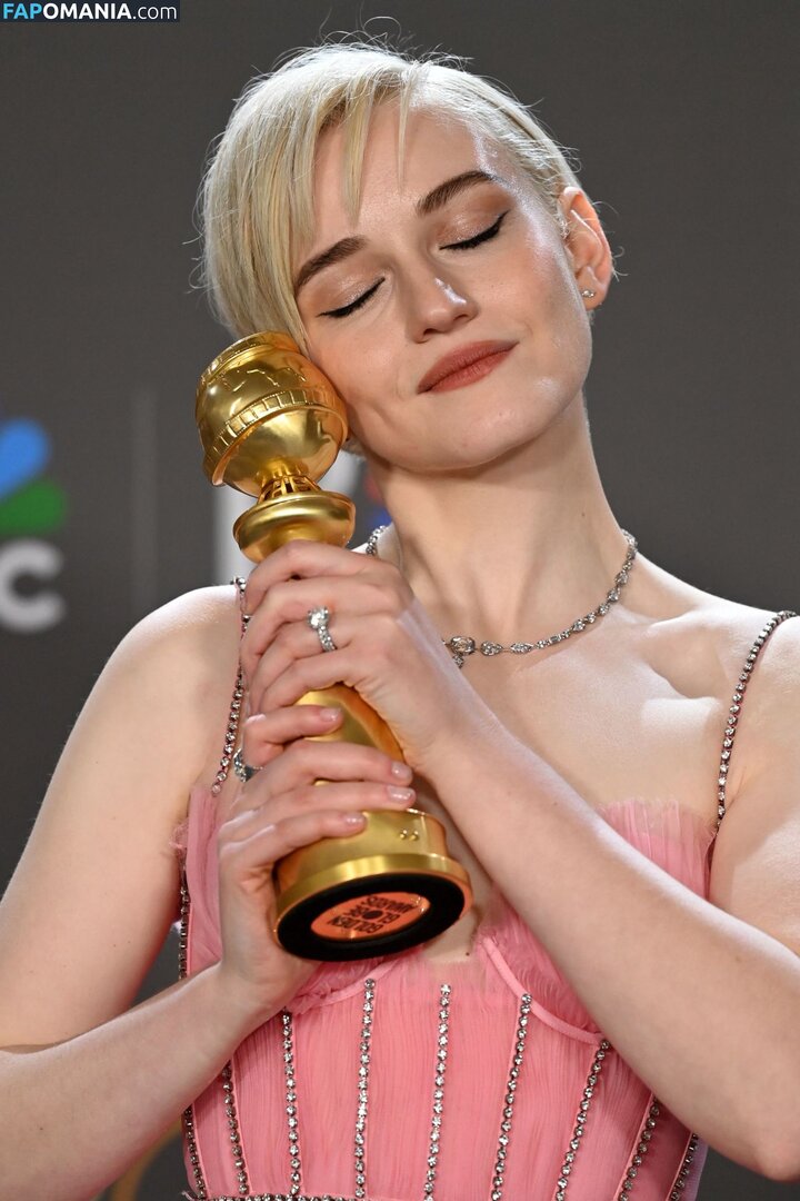 Julia Garner / juliagarnerofficial / ztyg_29 Nago OnlyFans  Przeciekłe zdjęcie #12