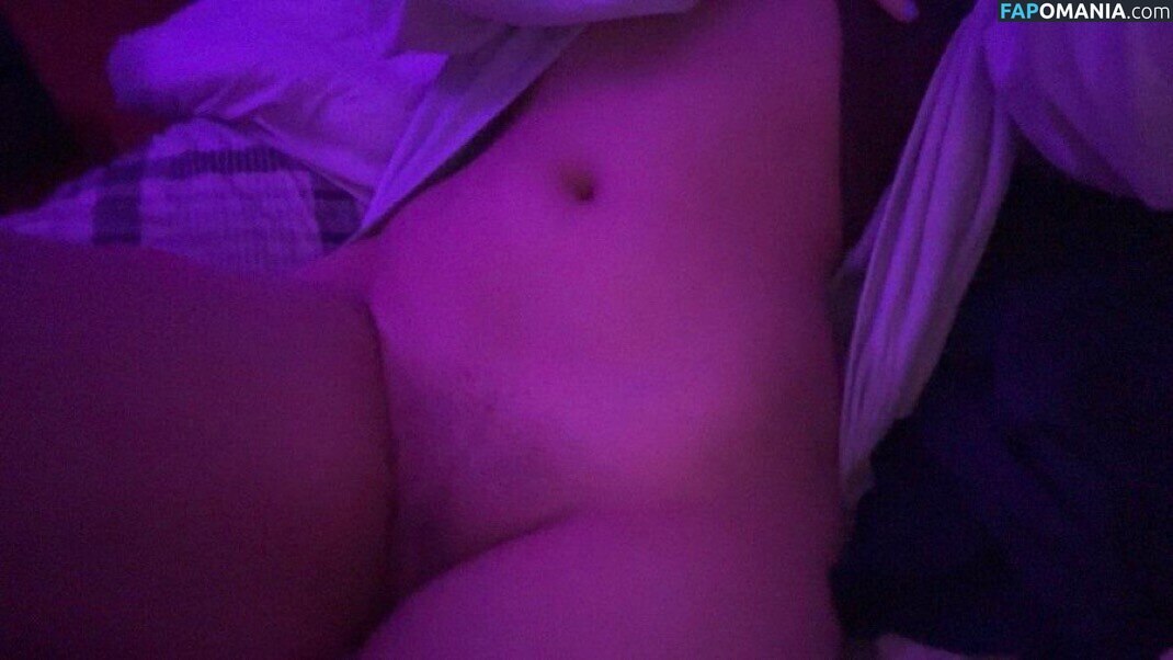 Julia Graham / https: / teasingmoon / teasingmoon... / temptedevil / temptedevil... Nago OnlyFans  Przeciekłe zdjęcie #17