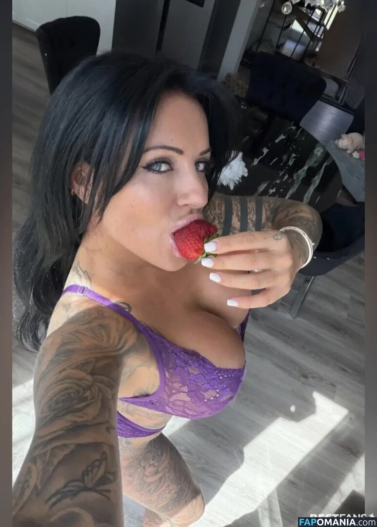 Julia Jasmin / followjuliajasmin Nago OnlyFans  Przeciekłe zdjęcie #6