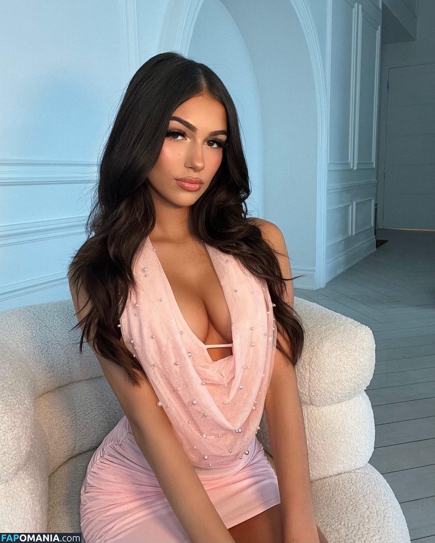 Julia Merekoulias / juliakul_official / juliamerekoulias Nago OnlyFans  Przeciekłe zdjęcie #39