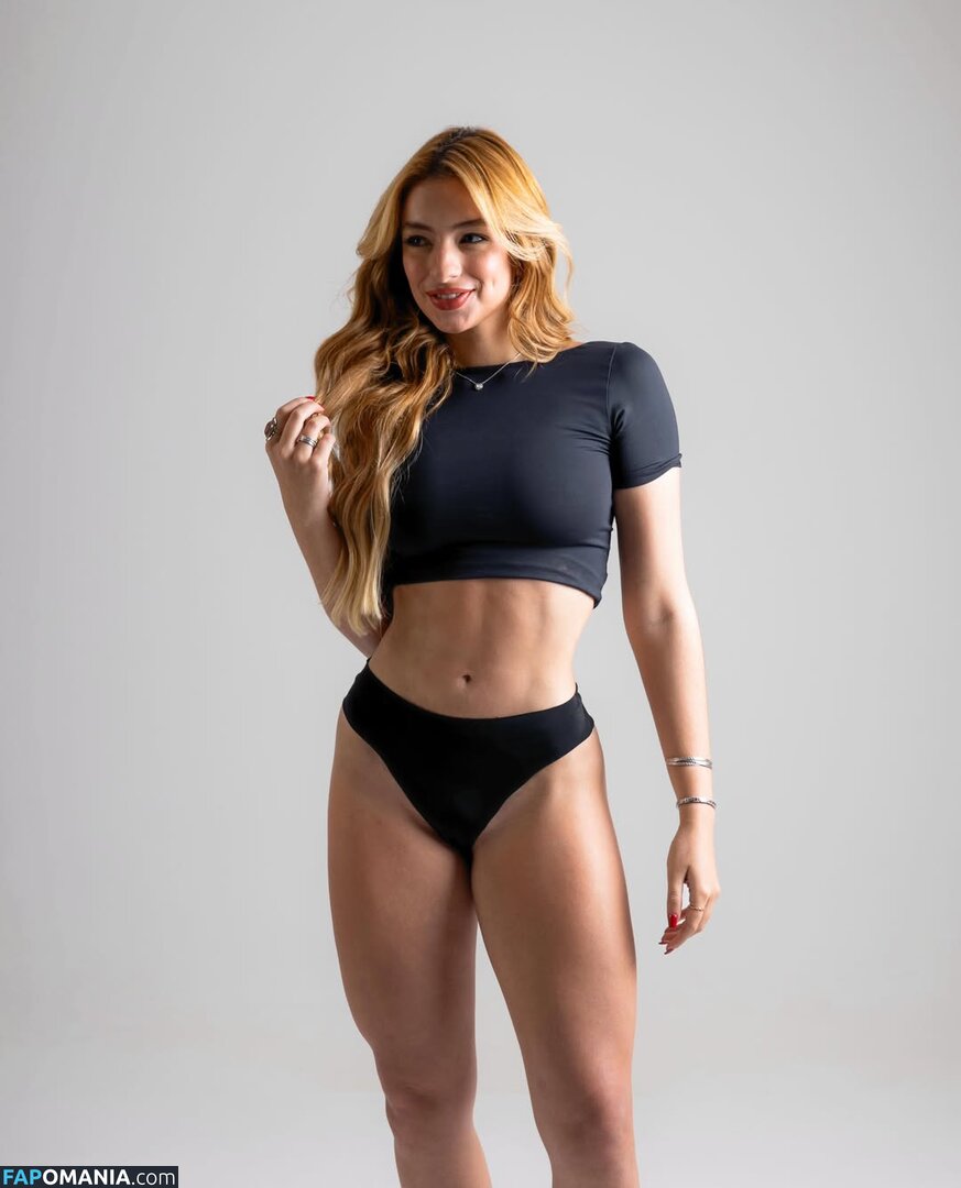Julia Puzzuoli / juliapuzzuoli Nago OnlyFans  Przeciekłe zdjęcie #3