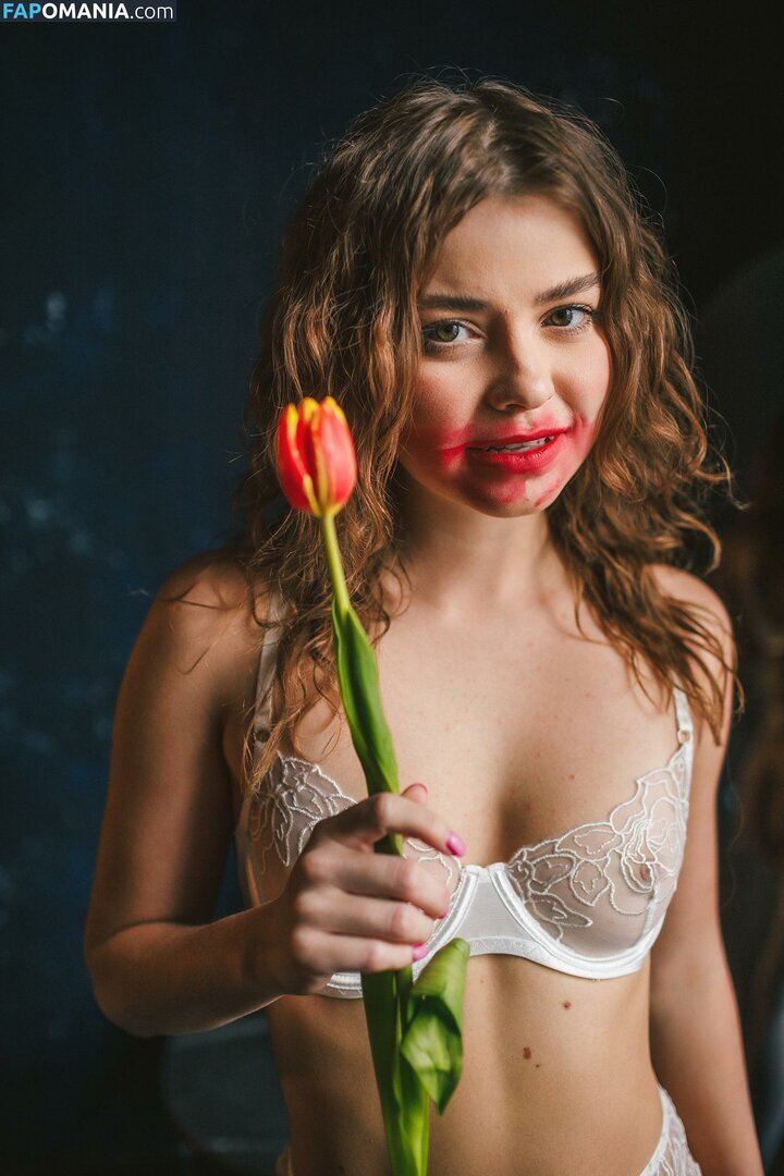 Julia Timoro / Julia morozzi / Juliatimoro Nago OnlyFans  Przeciekłe zdjęcie #6