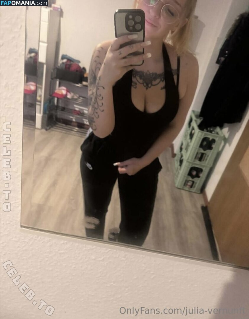 Julia vernunft / Julia-vernunft Nago OnlyFans  Przeciekłe zdjęcie #2