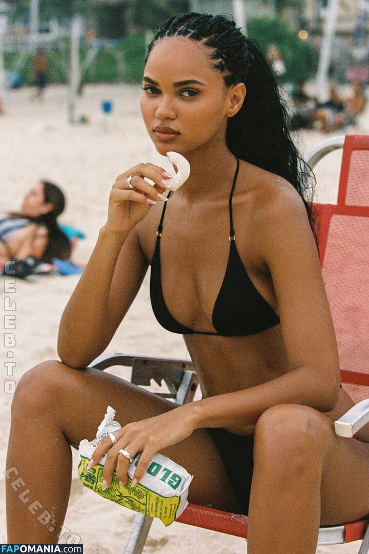 Juliana Nalu / https: / juliananalu / naluando / nalujuliana Nago OnlyFans  Przeciekłe zdjęcie #306