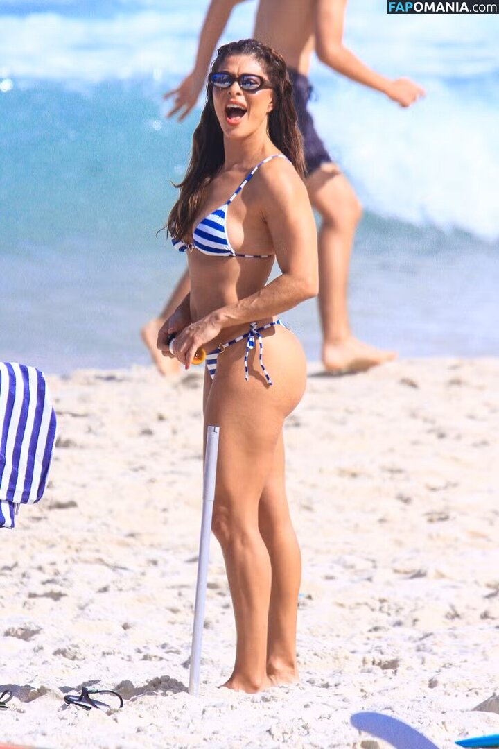 Juliana Paes / julianapaes Nago OnlyFans  Przeciekłe zdjęcie #10