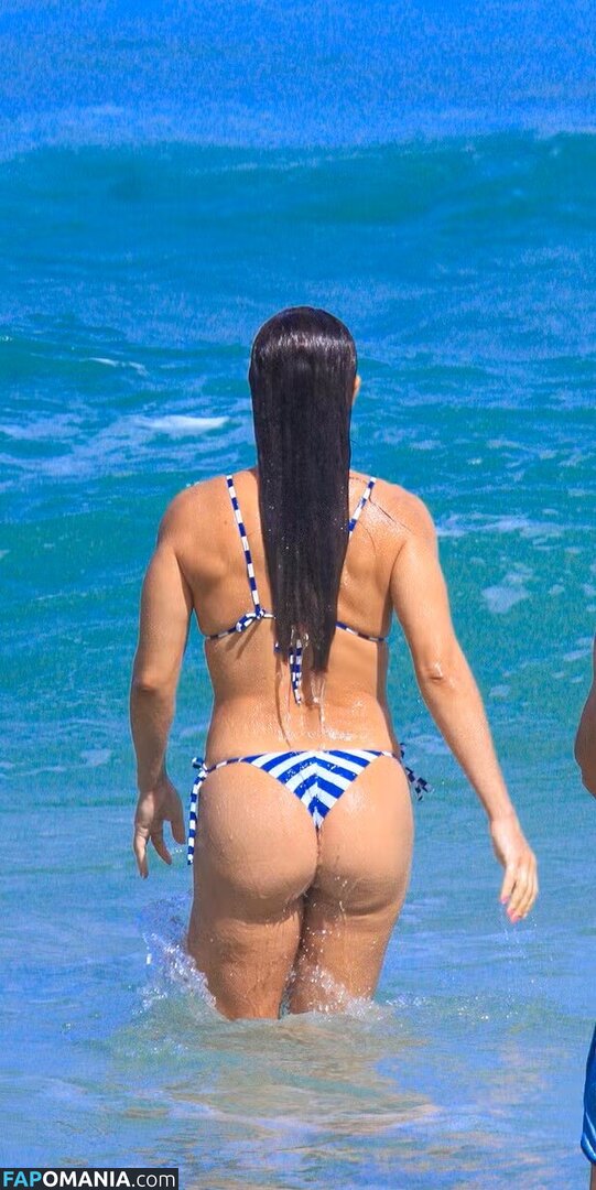 Juliana Paes / julianapaes Nago OnlyFans  Przeciekłe zdjęcie #12