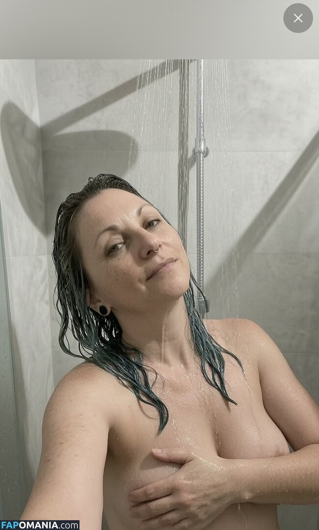 julia_rock_066 / juliarock0666 Nago OnlyFans  Przeciekłe zdjęcie #2