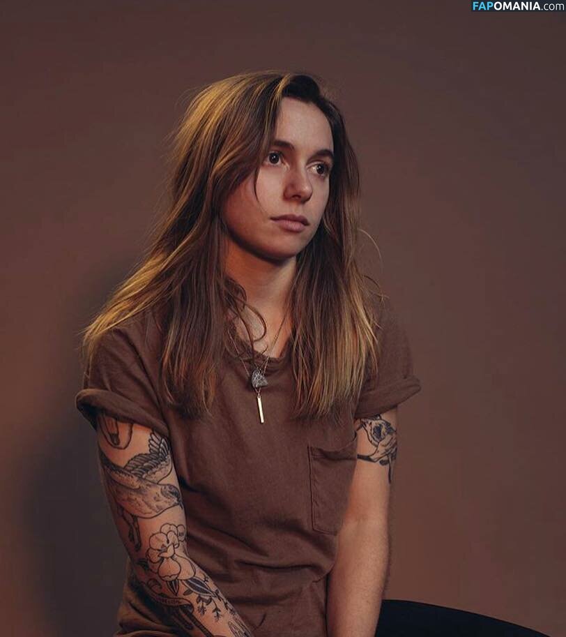 Julien Baker / julienrbaker Nago OnlyFans  Przeciekłe zdjęcie #24