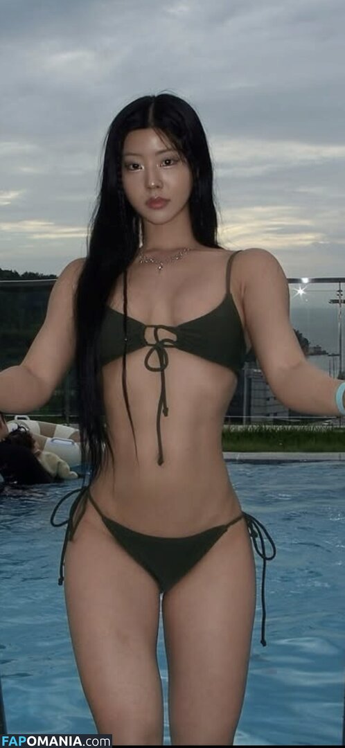 Ka_Young2000 / https: Nago OnlyFans  Przeciekłe zdjęcie #10