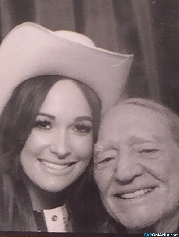 Kacey Musgraves / heavenlyyhazel / spaceykacey Nago OnlyFans  Przeciekłe zdjęcie #23