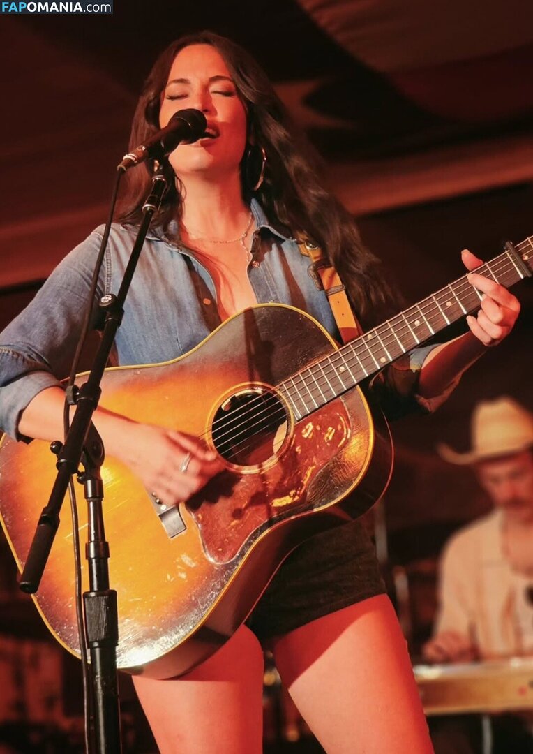 Kacey Musgraves / heavenlyyhazel / spaceykacey Nago OnlyFans  Przeciekłe zdjęcie #28