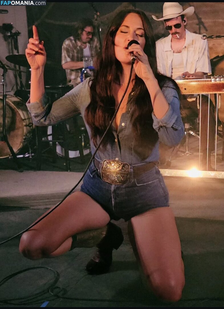 Kacey Musgraves / heavenlyyhazel / spaceykacey Nago OnlyFans  Przeciekłe zdjęcie #29