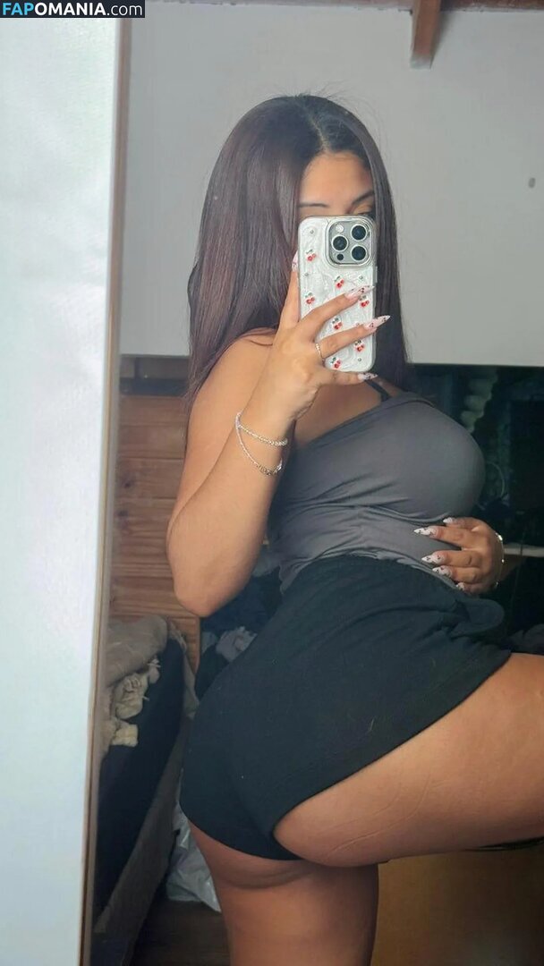 kaciemelons Nago OnlyFans  Przeciekłe zdjęcie #2