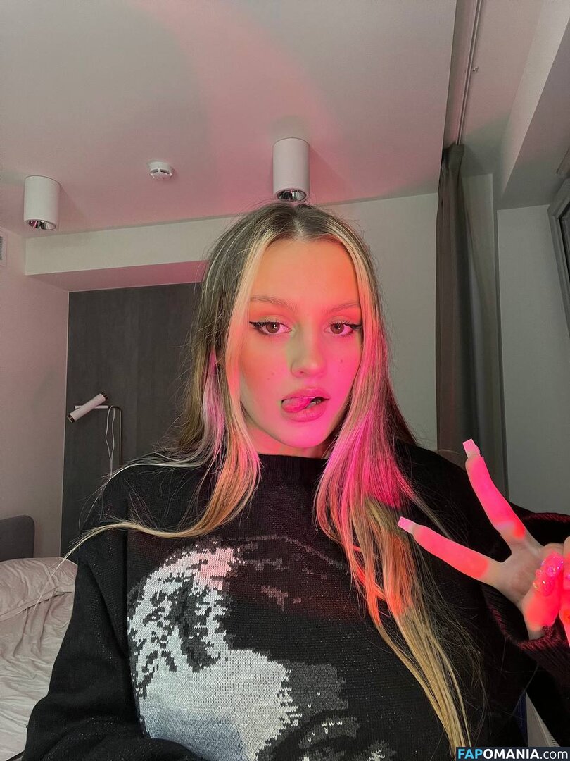 kae4ka / kake4u / whatkayawants Nago OnlyFans  Przeciekłe zdjęcie #6