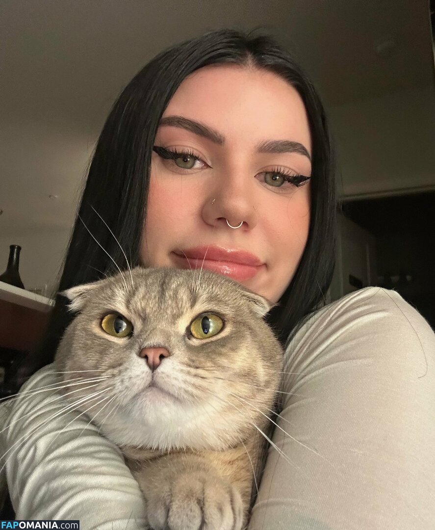 Kalei Nago OnlyFans  Przeciekłe zdjęcie #1