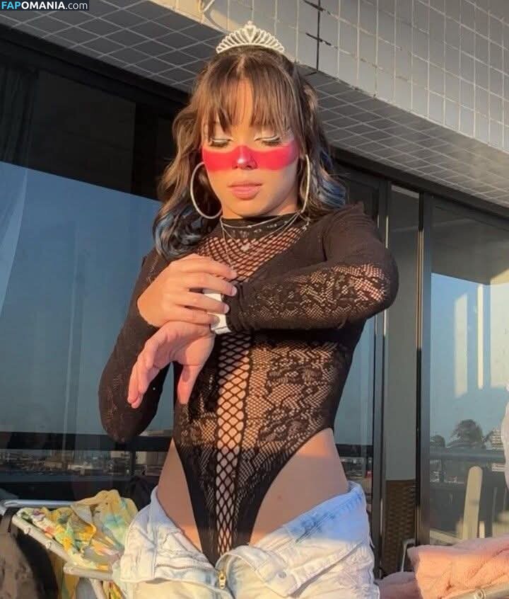 Kamylinha Santos / eaekamylinha Nago OnlyFans  Przeciekłe zdjęcie #1