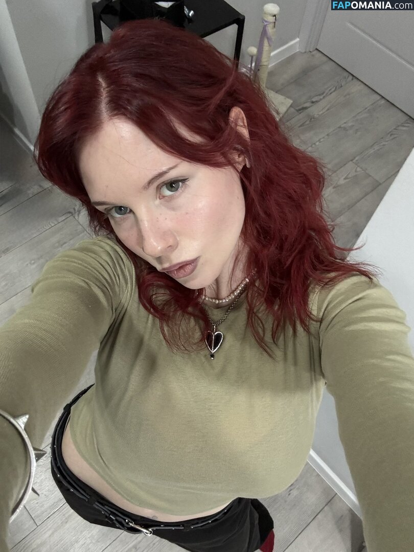 Karina Kherman / NebelaiaK / kher.man Nago OnlyFans  Przeciekłe zdjęcie #5