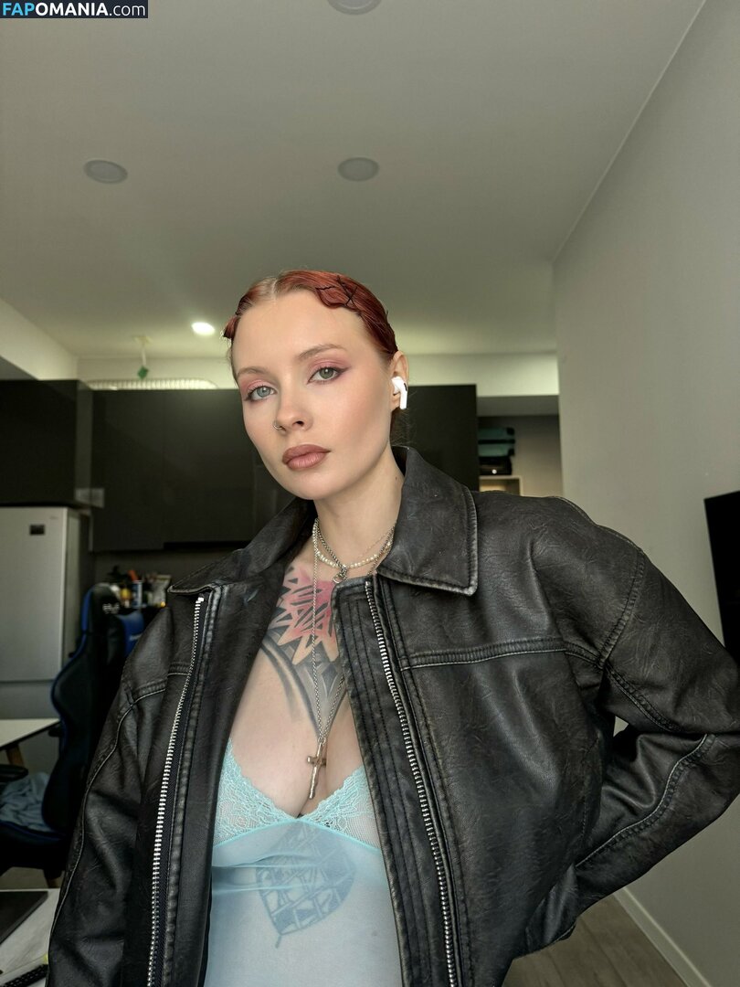 Karina Kherman / NebelaiaK / kher.man Nago OnlyFans  Przeciekłe zdjęcie #8