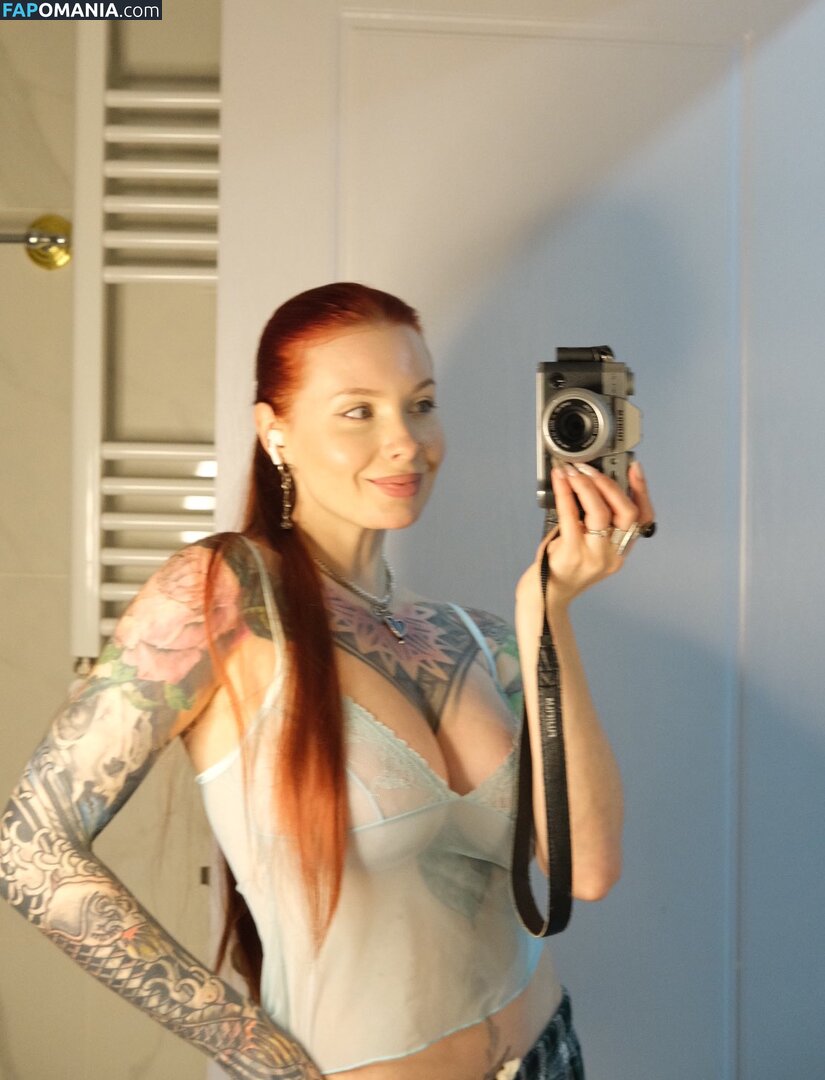 Karina Kherman / NebelaiaK / kher.man Nago OnlyFans  Przeciekłe zdjęcie #11